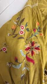Johnny Was Embroidered Floral Peasant Blouse medium - Image 2