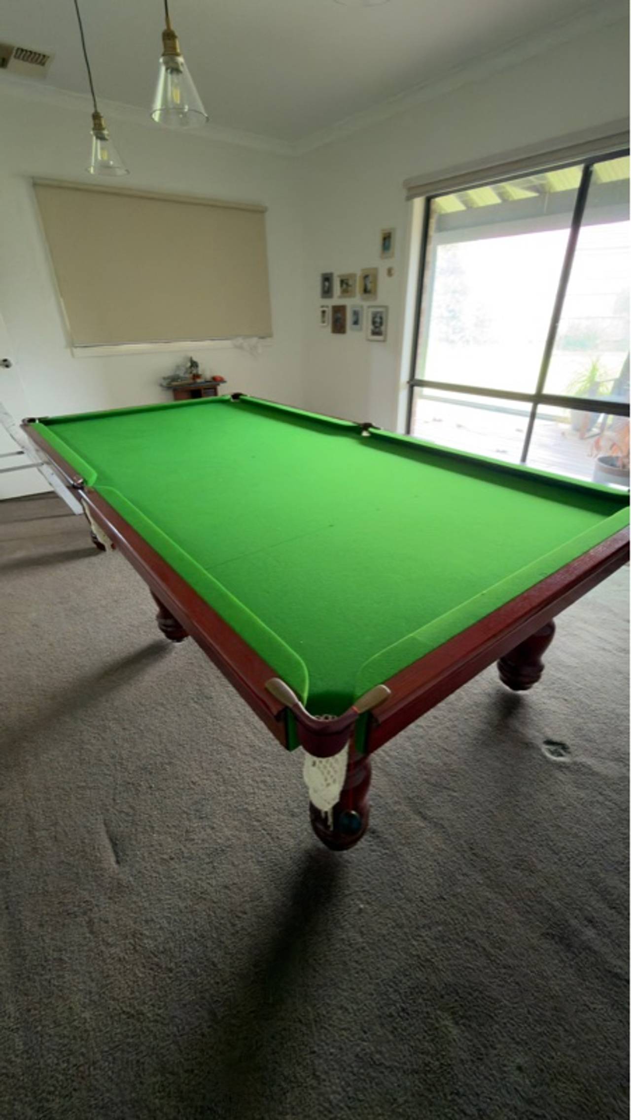 Full Size 9 Foot Pool Table