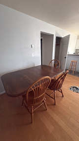 Amish Built Oak Dining Table and 4 Chairs Set - Image 3