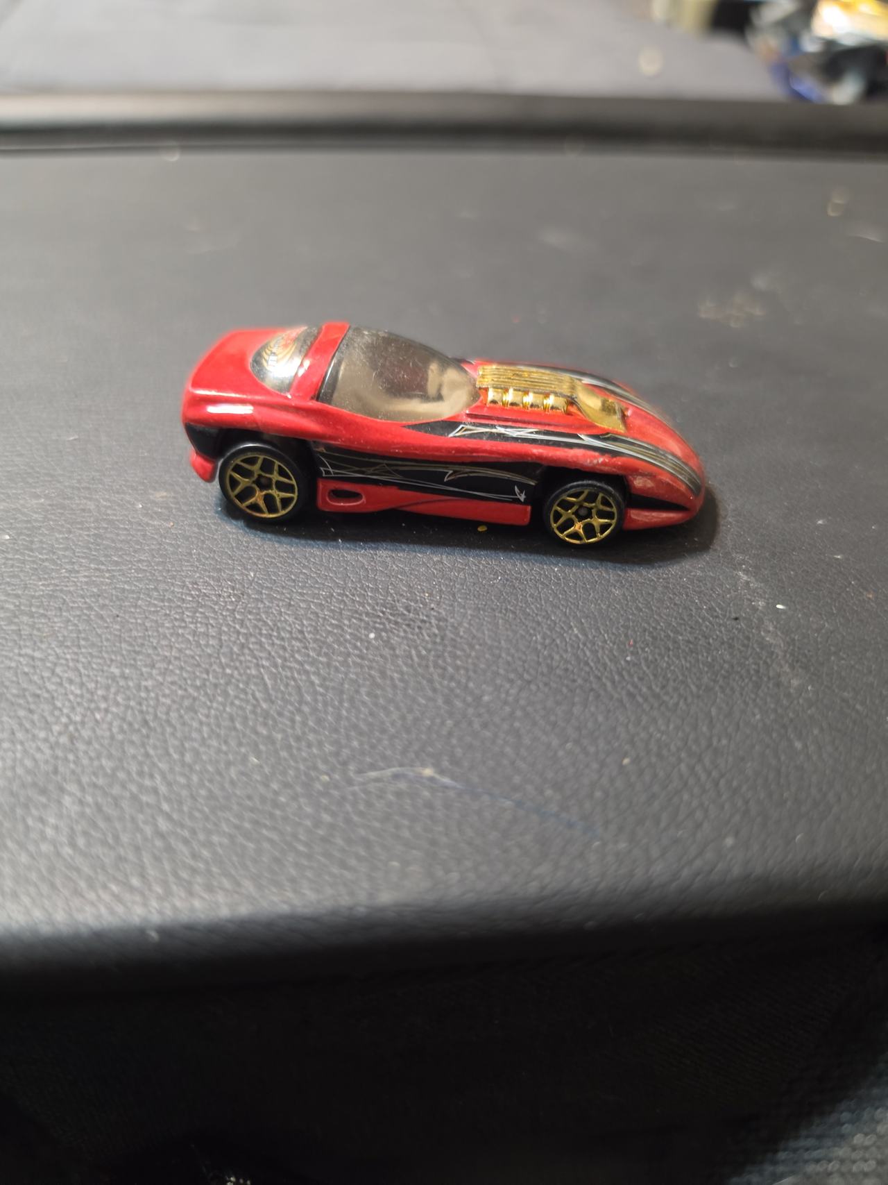 Hot Wheels Vulture