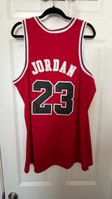 Mitchell & Ness Michael Jordan 1984-85 Chicago Bulls Rookie Jersey - Image 2