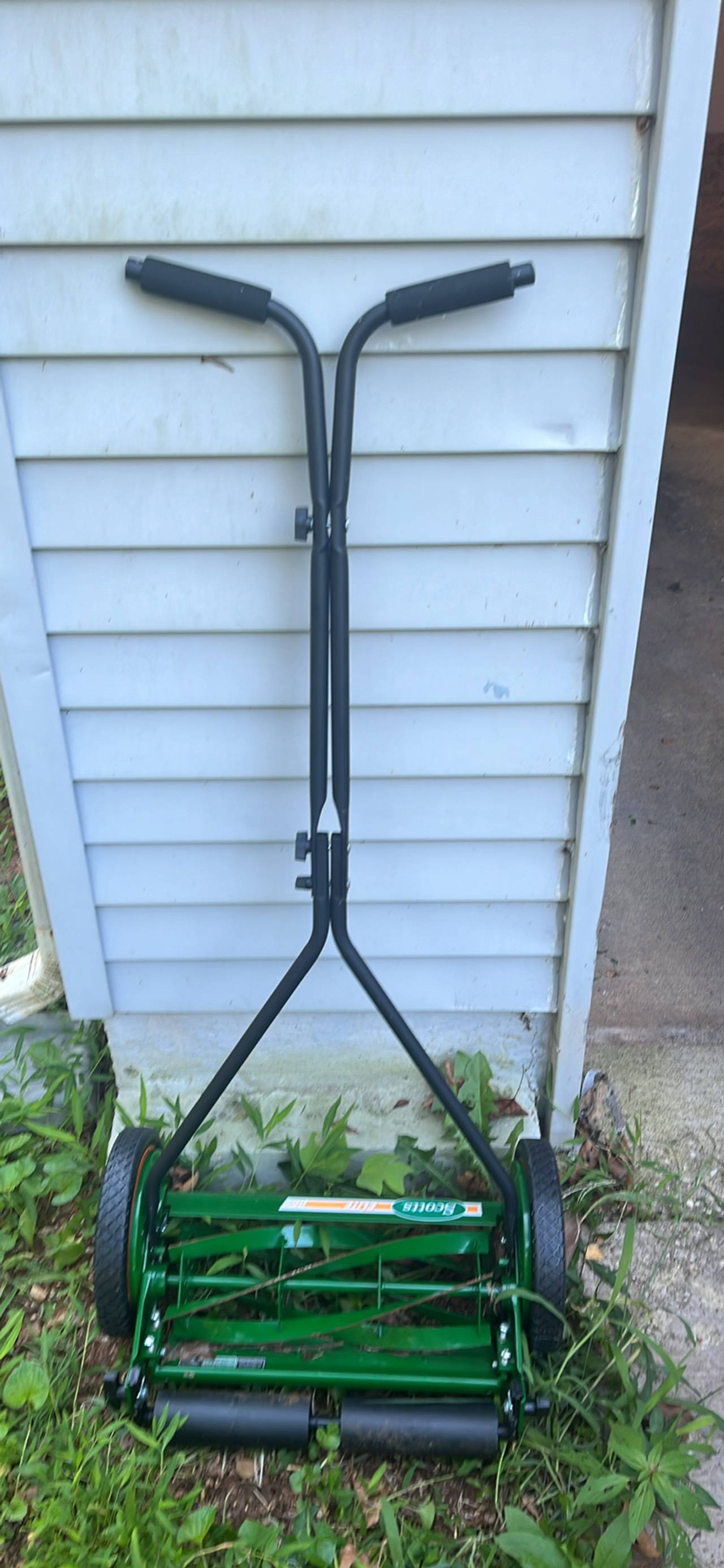 reel lawn mower