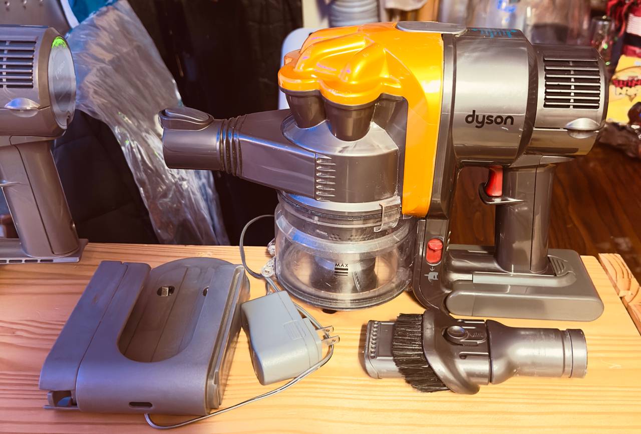 Dyson DC31 Handheld Vacuum Cleaner