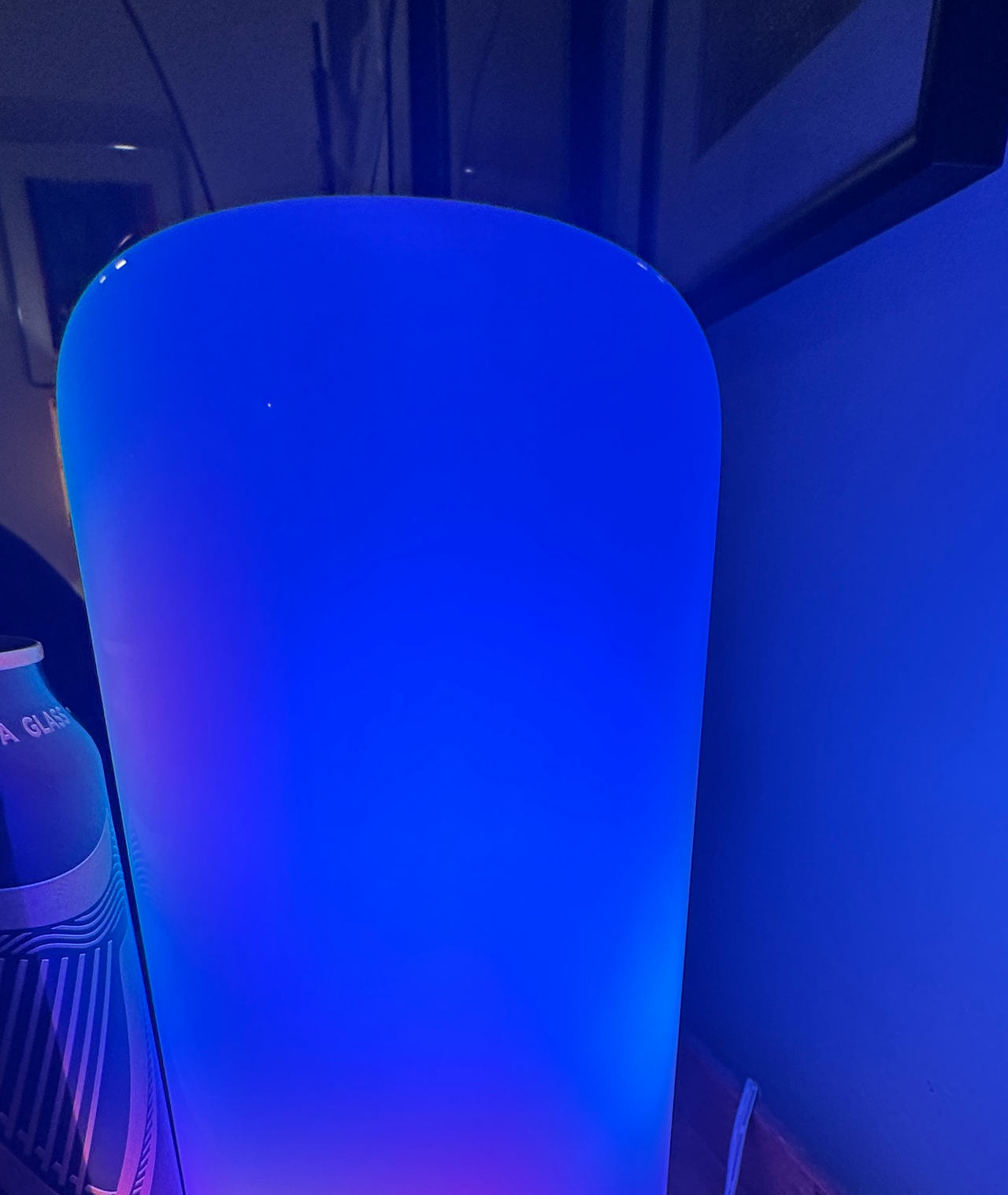 Philips Hue Signe Gradient Floor Lamp