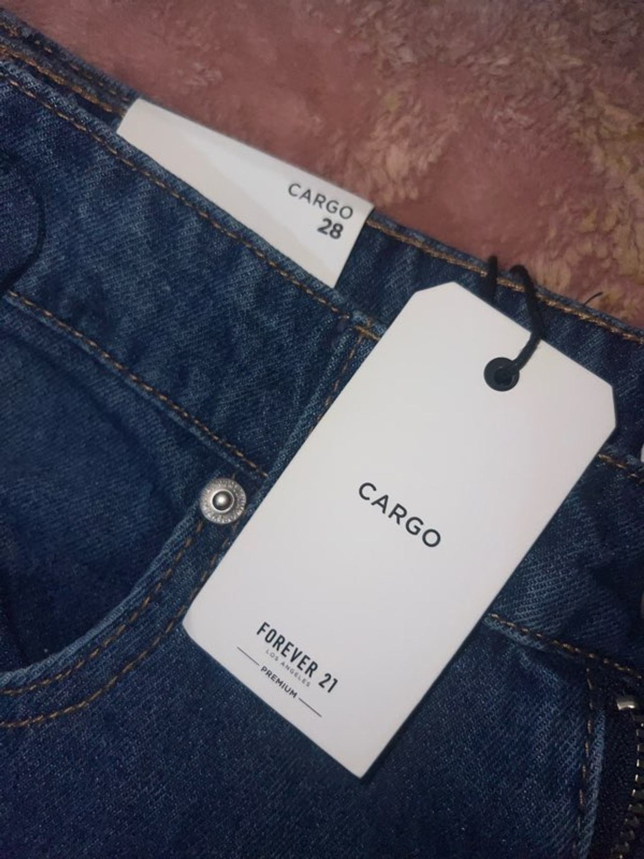 Forever 21 Cargo Jeans size 28