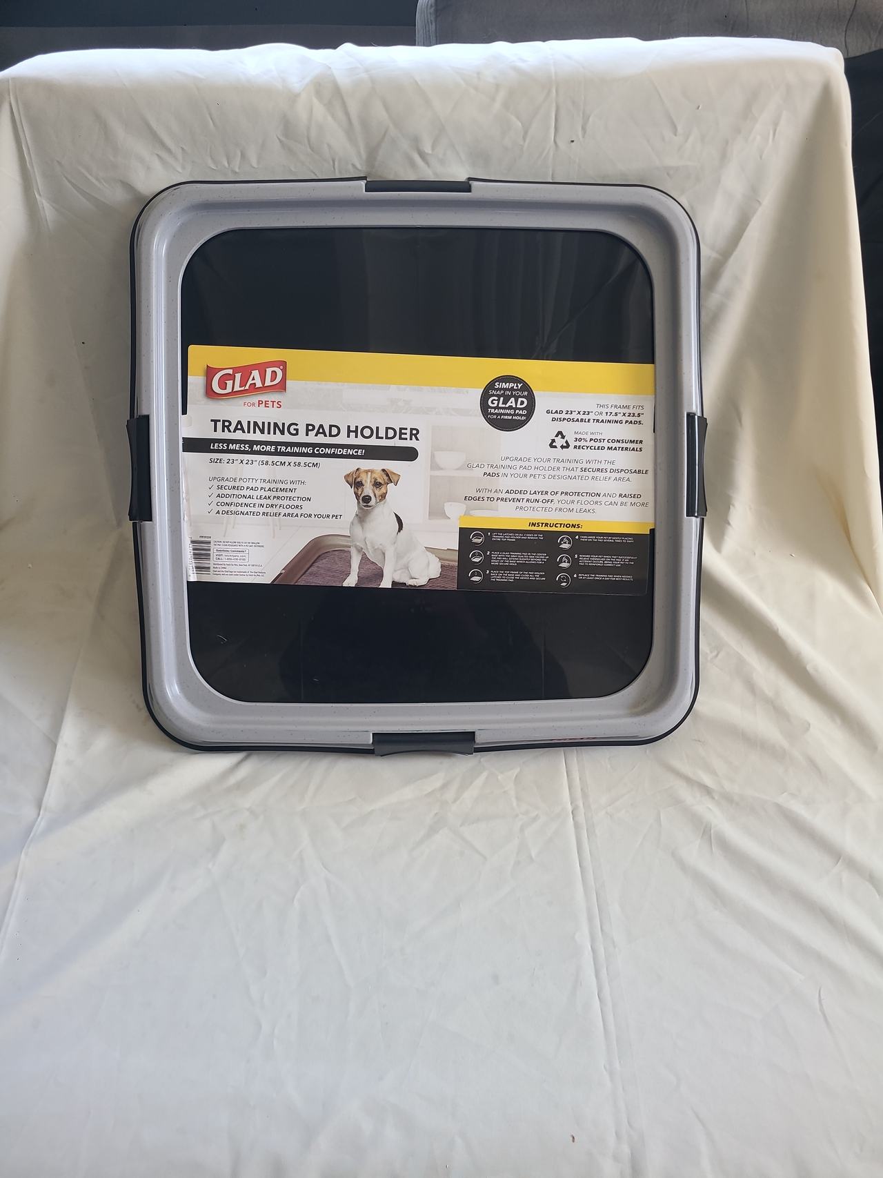 Brand new Glad for Pets Puppy Potty Training Pad Holder