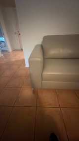 Copenhagen Grey Leather Loveseat - Image 2