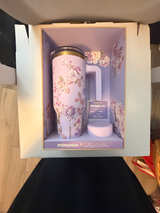 Hydrapeak Voyager 40oz Tumbler Floral Bloom Limited Edition - Image 1