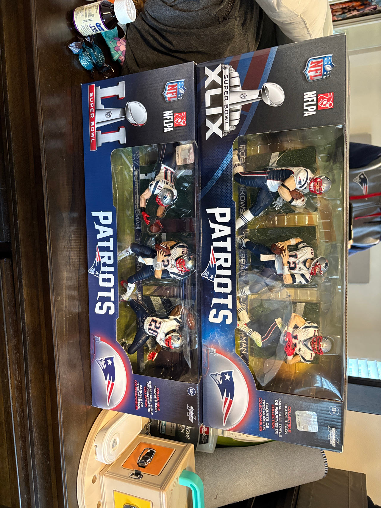 NFL Super Bowl Patriots Collectible Figure Set