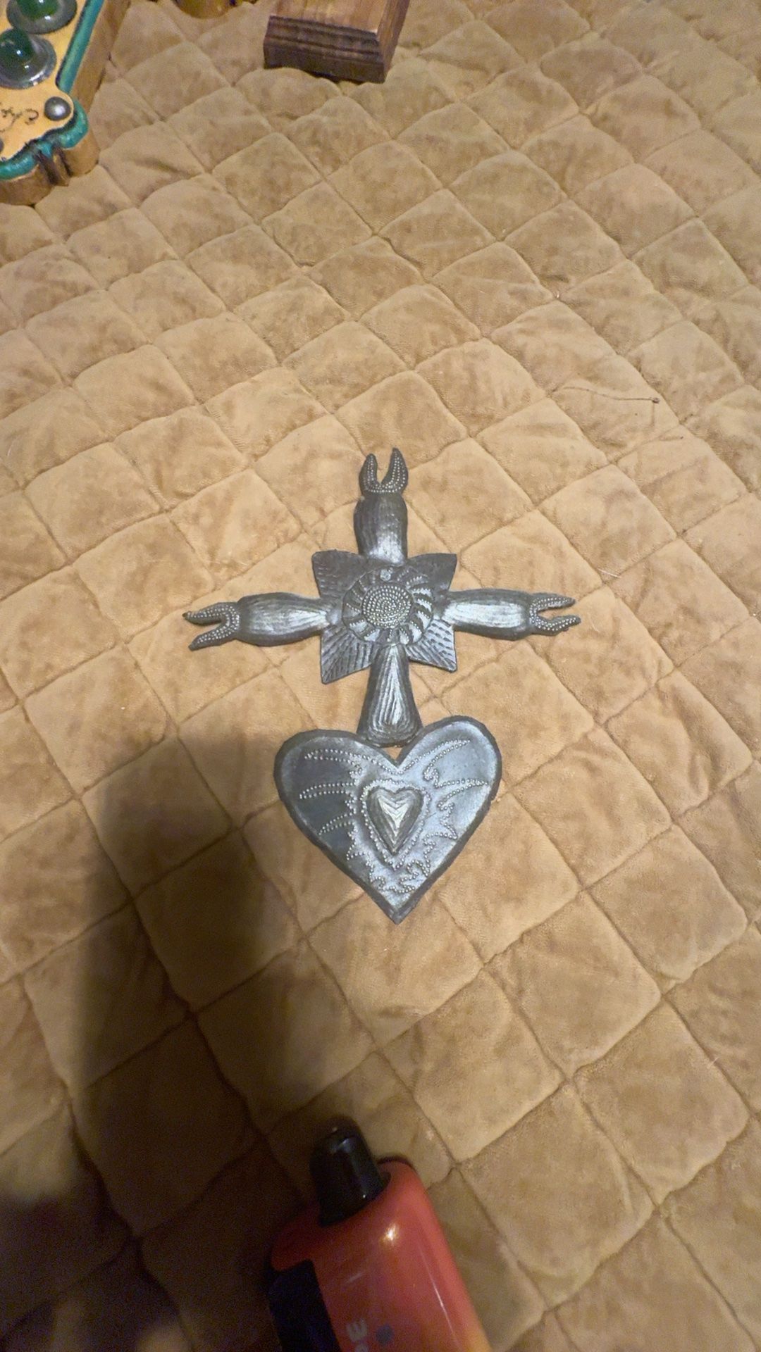 Milagro Sacred Heart Metal Wall Ornament