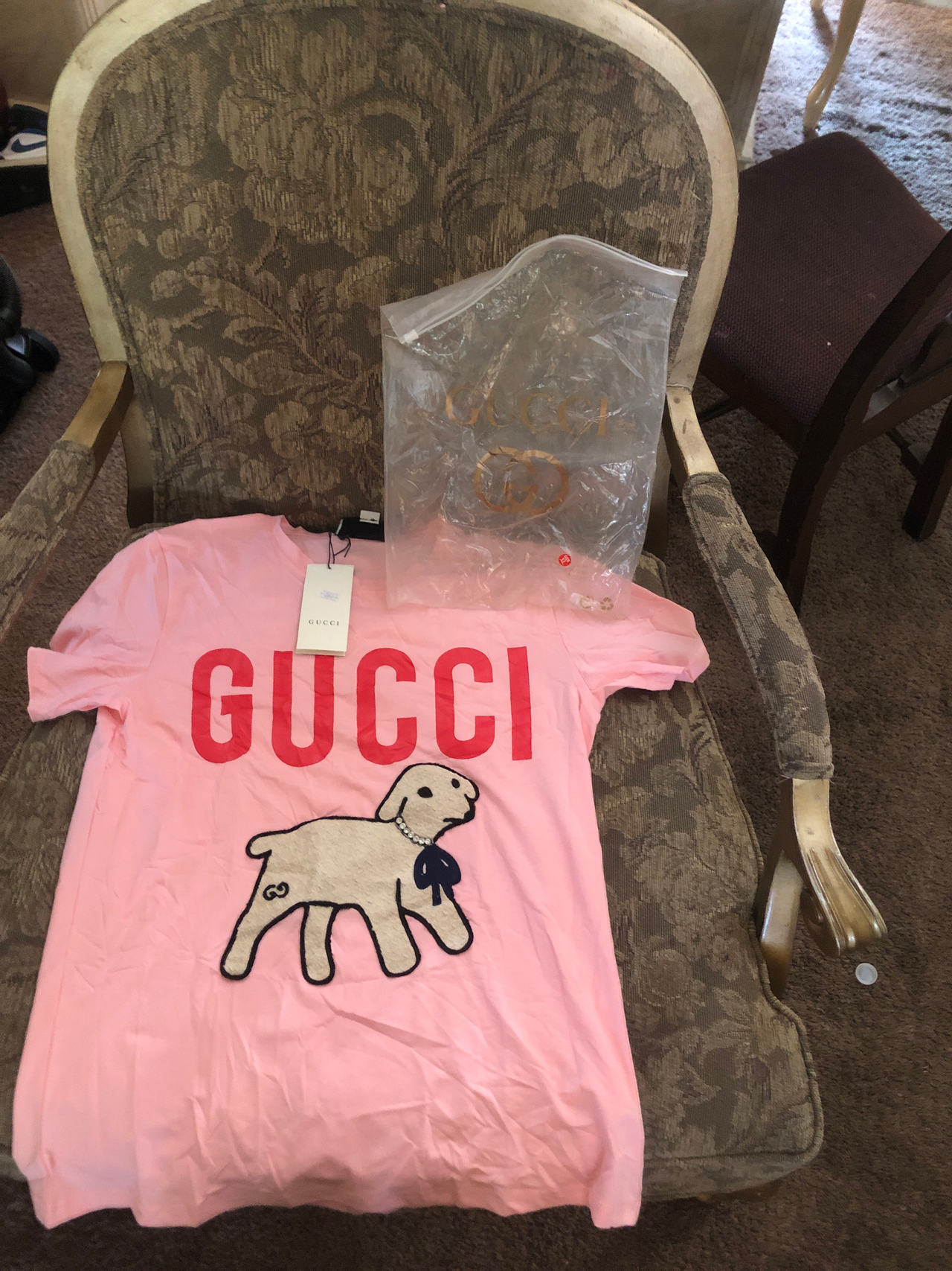 Gucci Pink T-Shirt with Dog Print