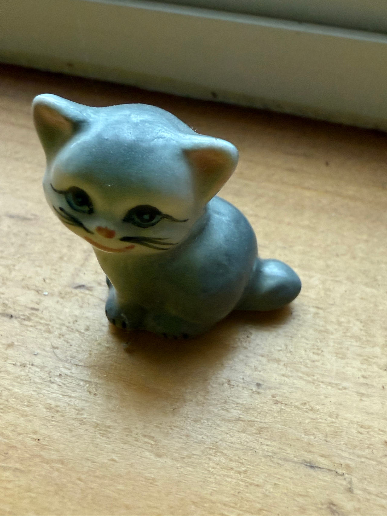 Vintage Ceramic Miniature Cat Figurine