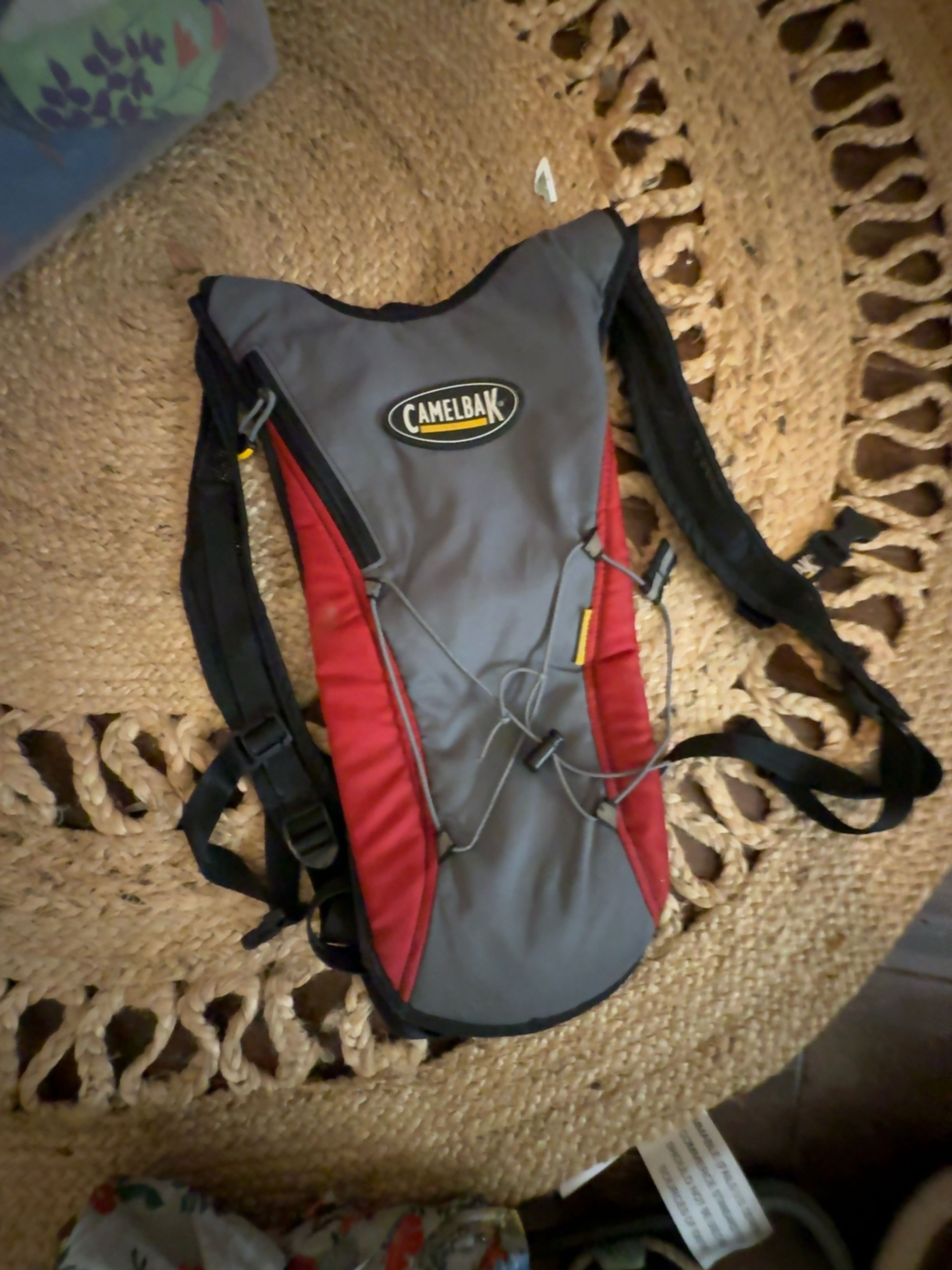 Camelbak Classic Hydration Pack Red/Gray 2L - no bladder