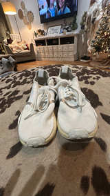 Adidas NMD R1 Women's White Sneaker size 8  - Image 2