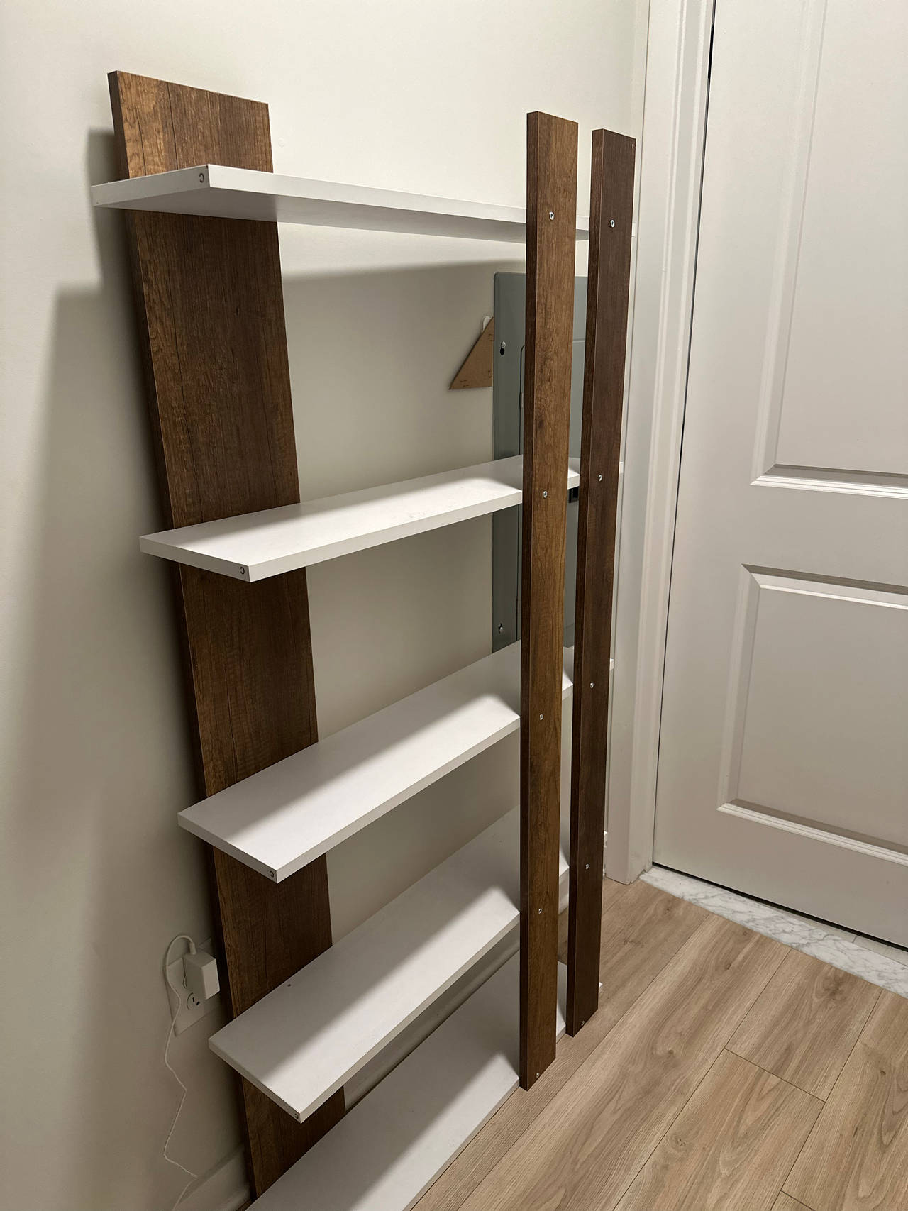 Modern Wood Bookcase Storage Rack with Open Shelves (Walnut)