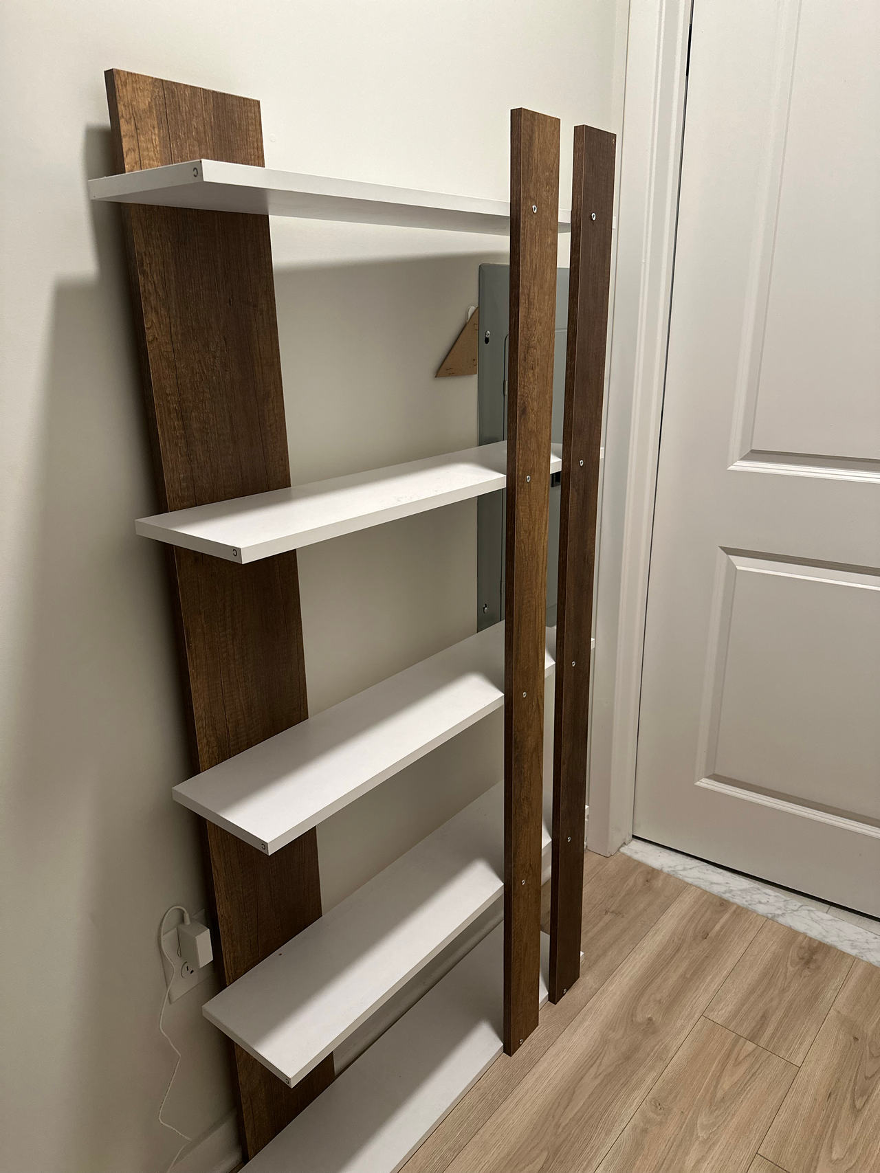 Modern Wood Bookcase Storage Rack with Open Shelves (Walnut)