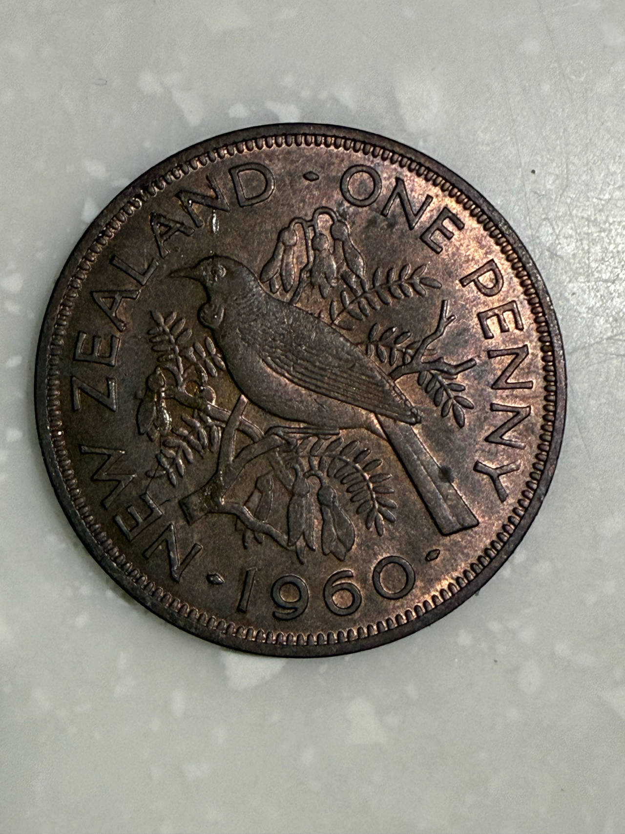 1960 New Zealand One Penny Coin E12
