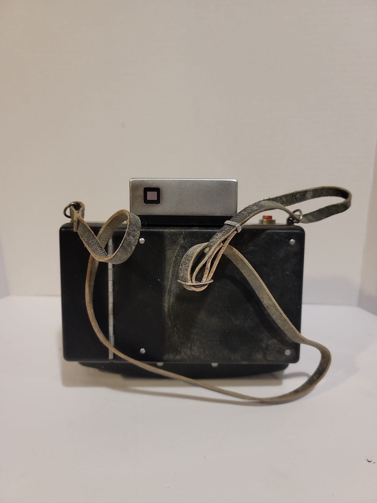 Polaroid Automatic 250 Land Camera