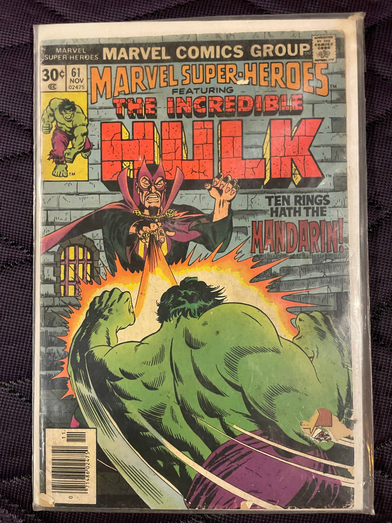 Marvel Super-Heroes #61 (Nov 1976) featuring The Incredible Hulk