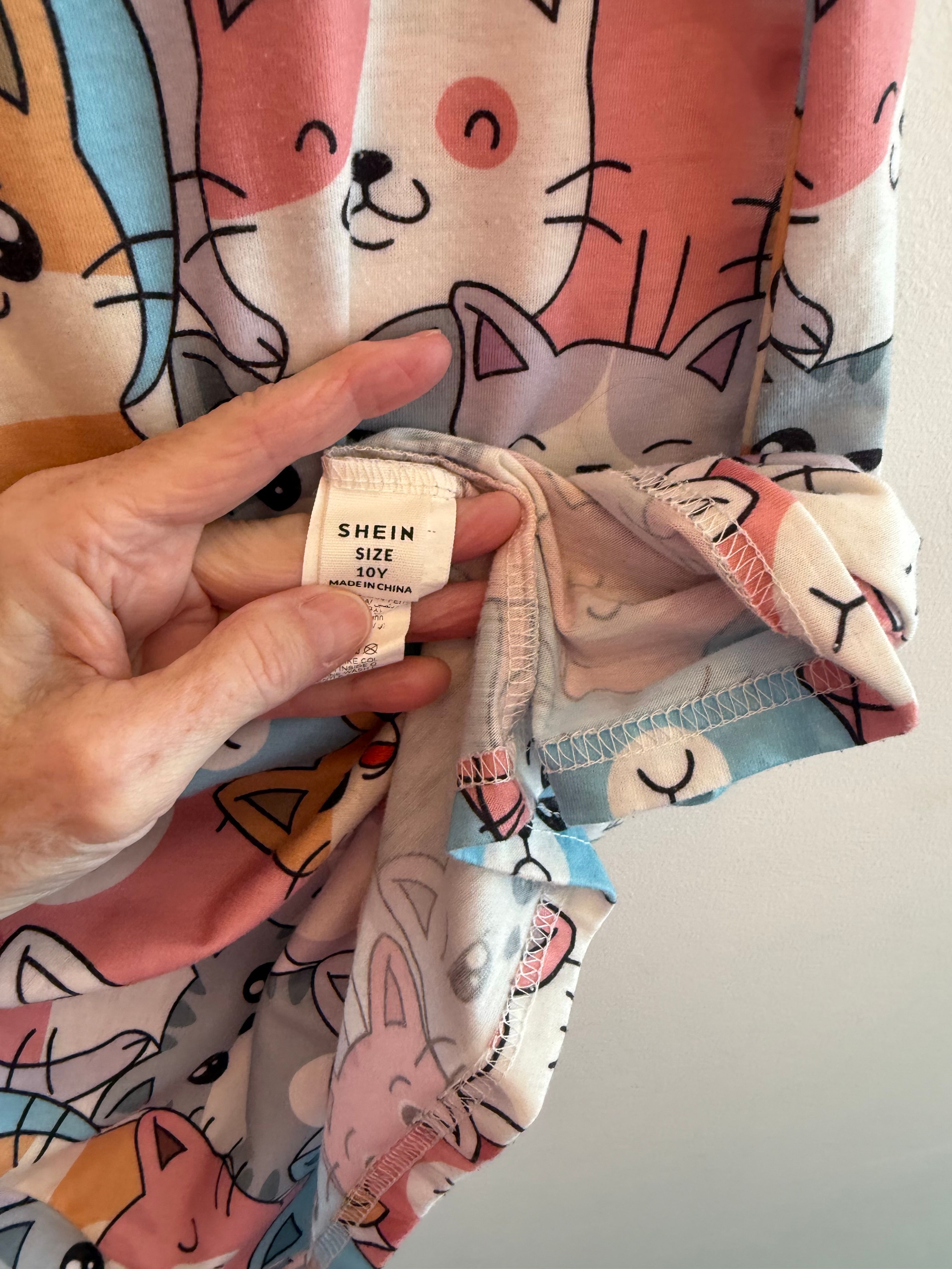 Girls Sleeveless Cartoon Cat Print Dress - Image 2