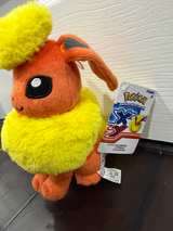 Tomy Pokémon Flareon Plush 8-inch - Image 4