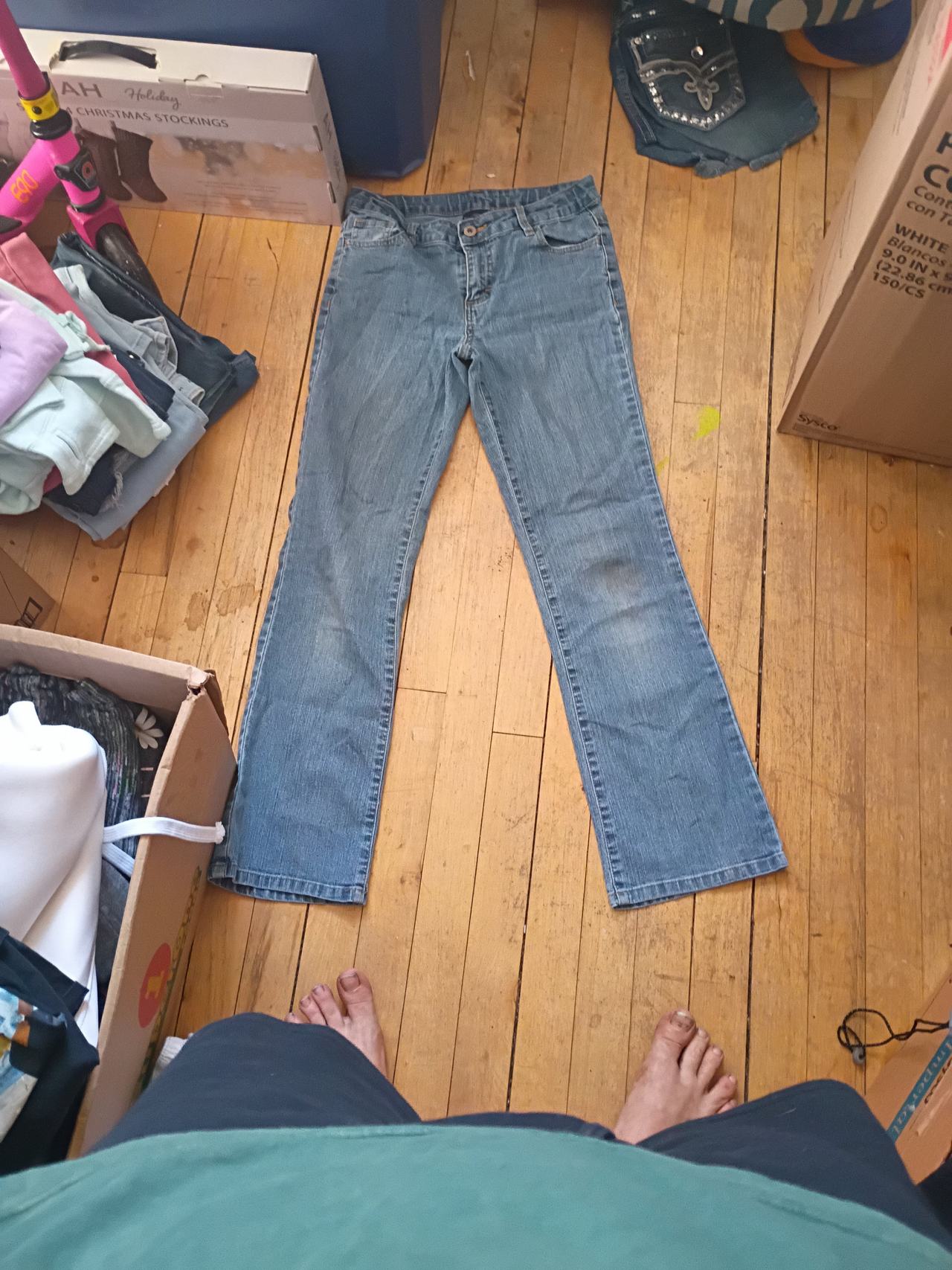 Women's Medium Wash Bootcut Jeans