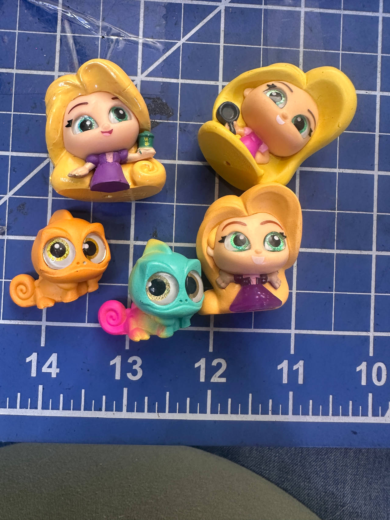 Disney Doorables Tangled Rapunzel and Pascal Figures