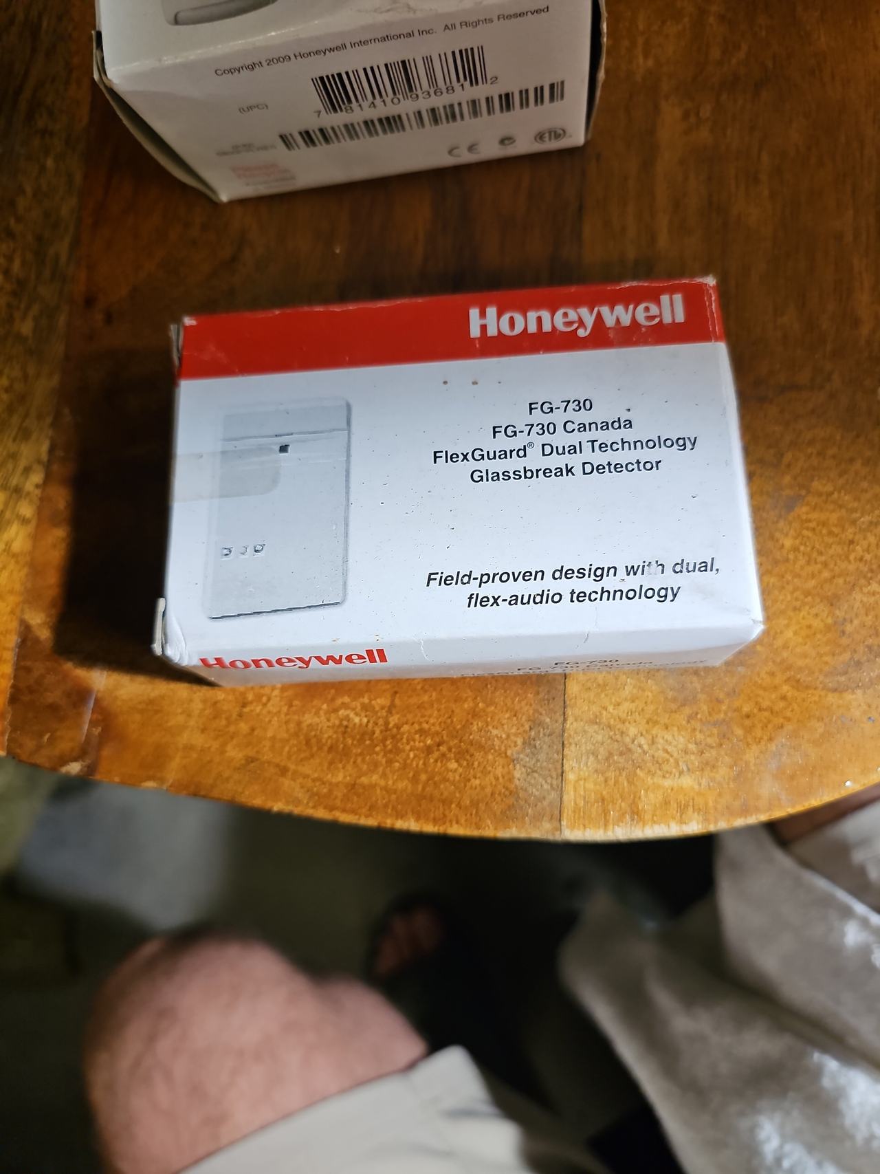 Honeywell FG-730 FlexGuard Dual Technology Glassbreak Detector