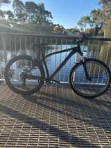 Specialized Pitch 27.5 2021 Mountain Bike - Image 1