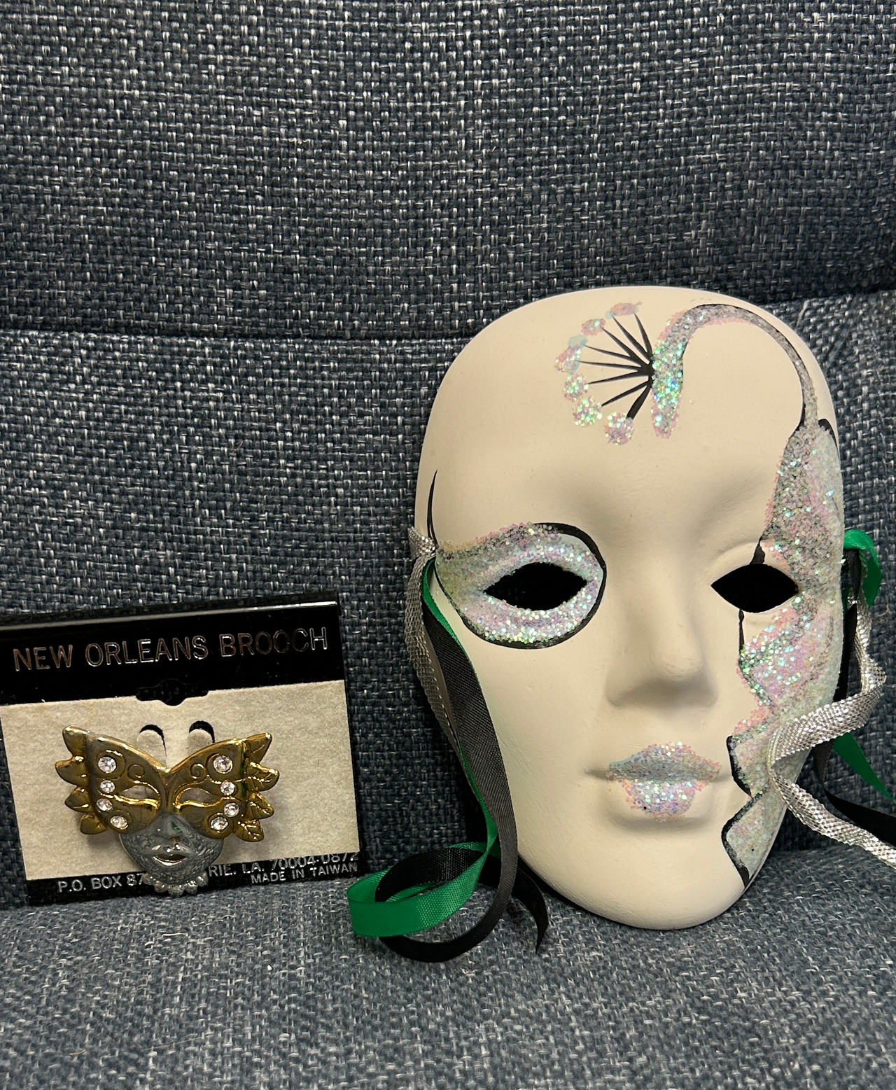 New Orleans Mardi Gras Ceramic hand painted Mask and Brooch Set