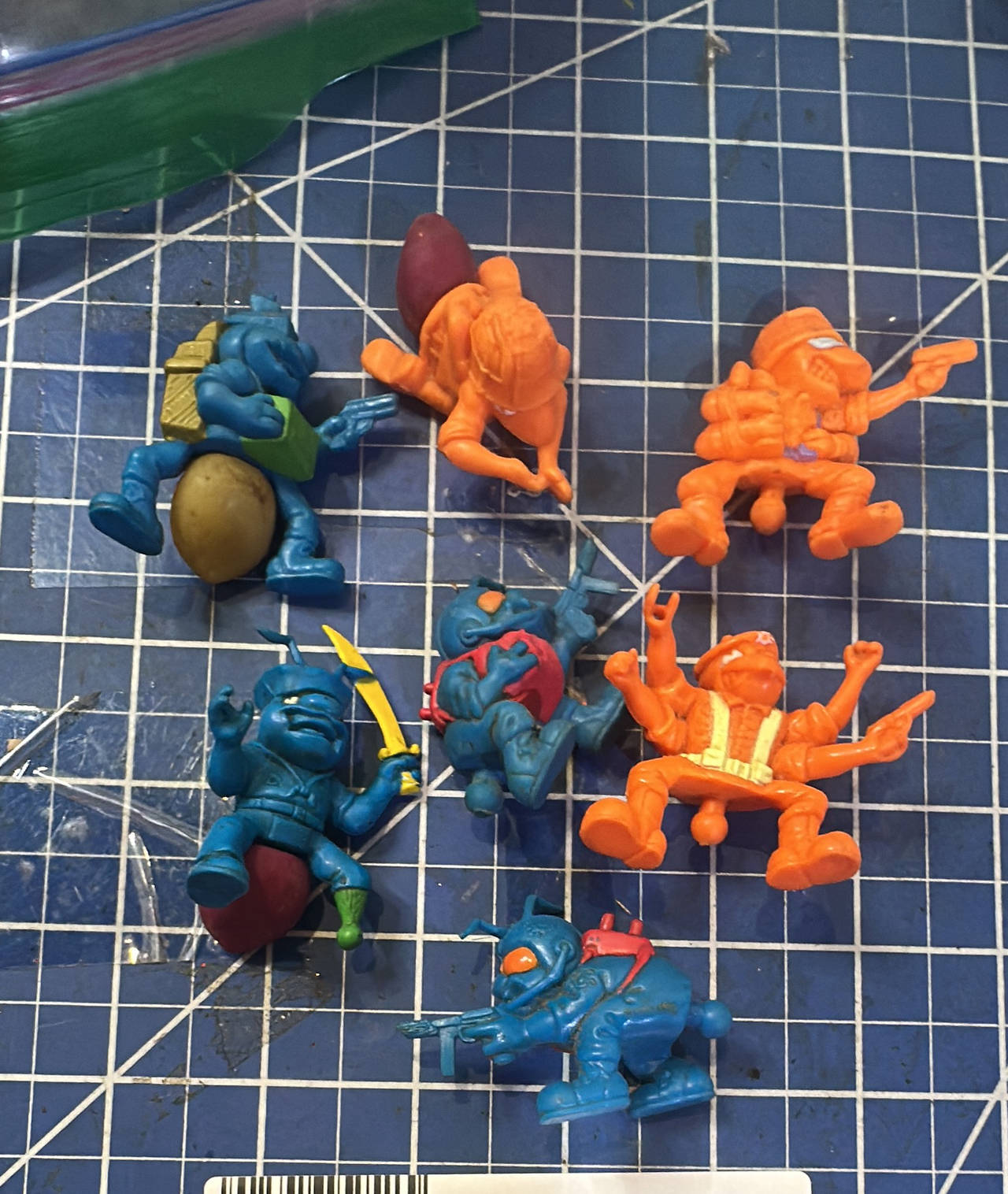 Galoob Army Ants Mini Figures Lot. 004
