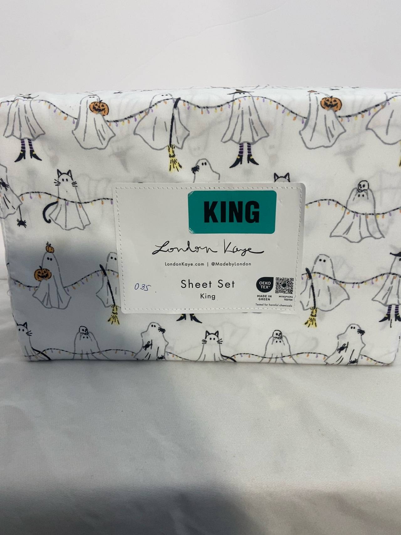 London Kaye Halloween Ghost Witch King-Size Sheet Set