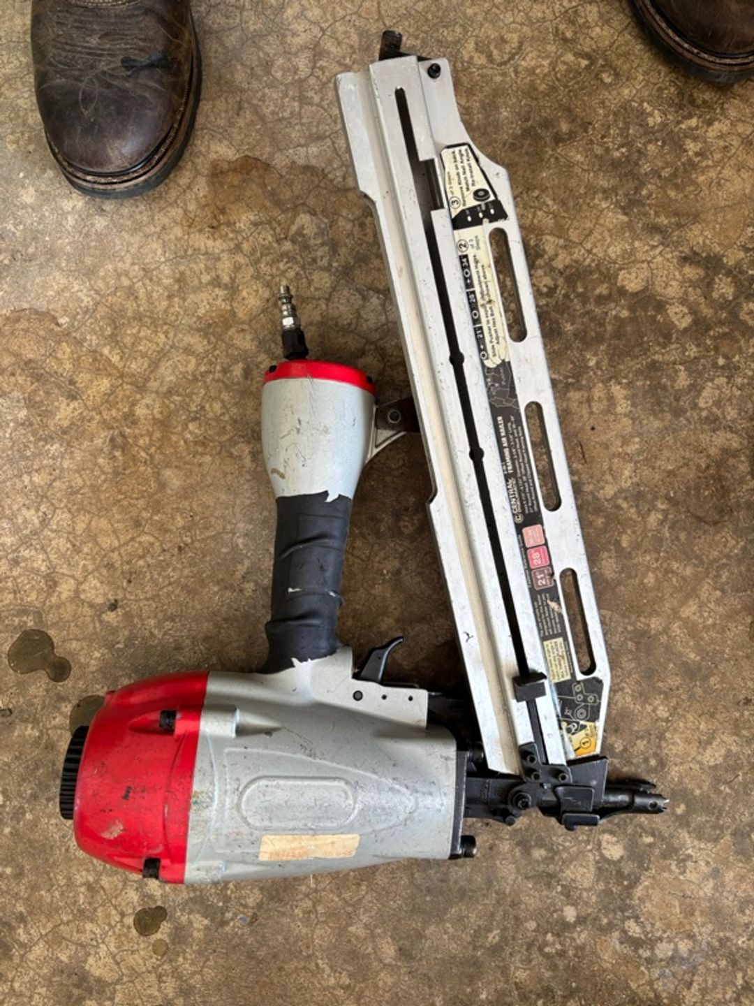 Central Pneumatic Framing Nailer