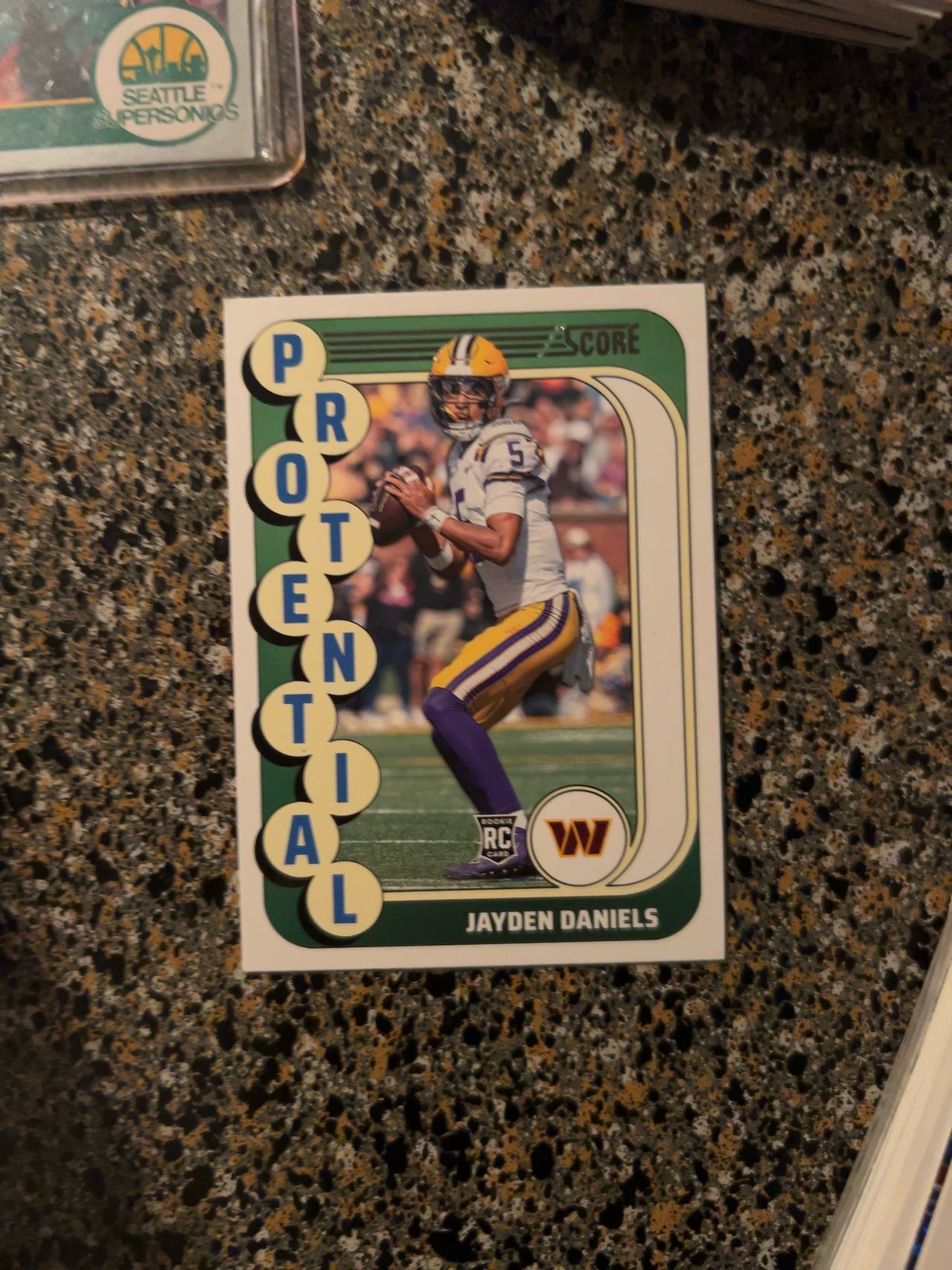Panini Score Jayden Daniels 2024 Protential Rookie Card #3