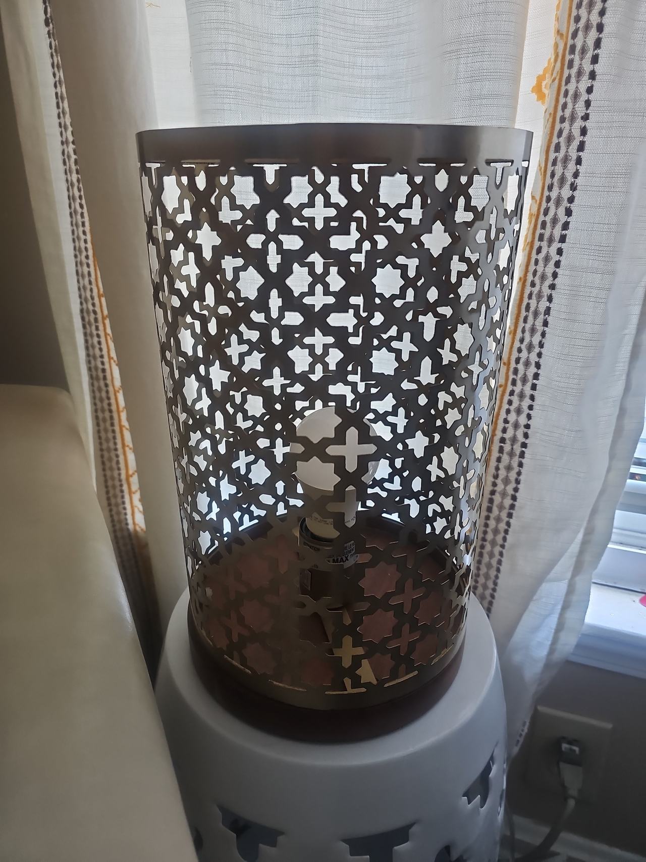 Moroccan Style Cutout Metal Table Lamp