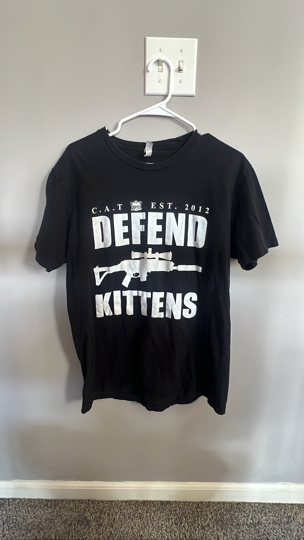 C.A.T Clothing|Rare|Cat Crew| Medium Shirt