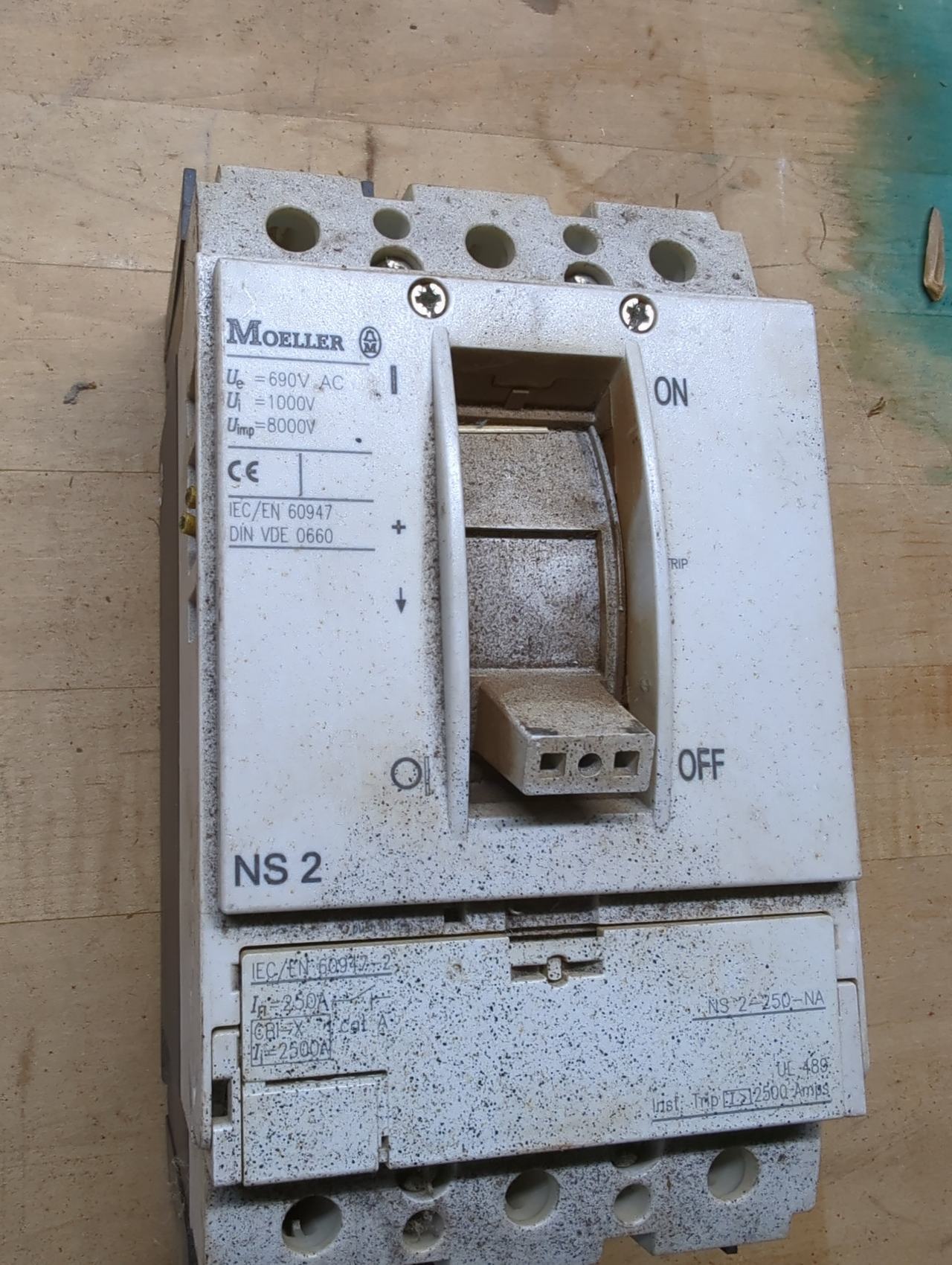 Moeller NS2-250-NA Molded Case Switch 250A 3P