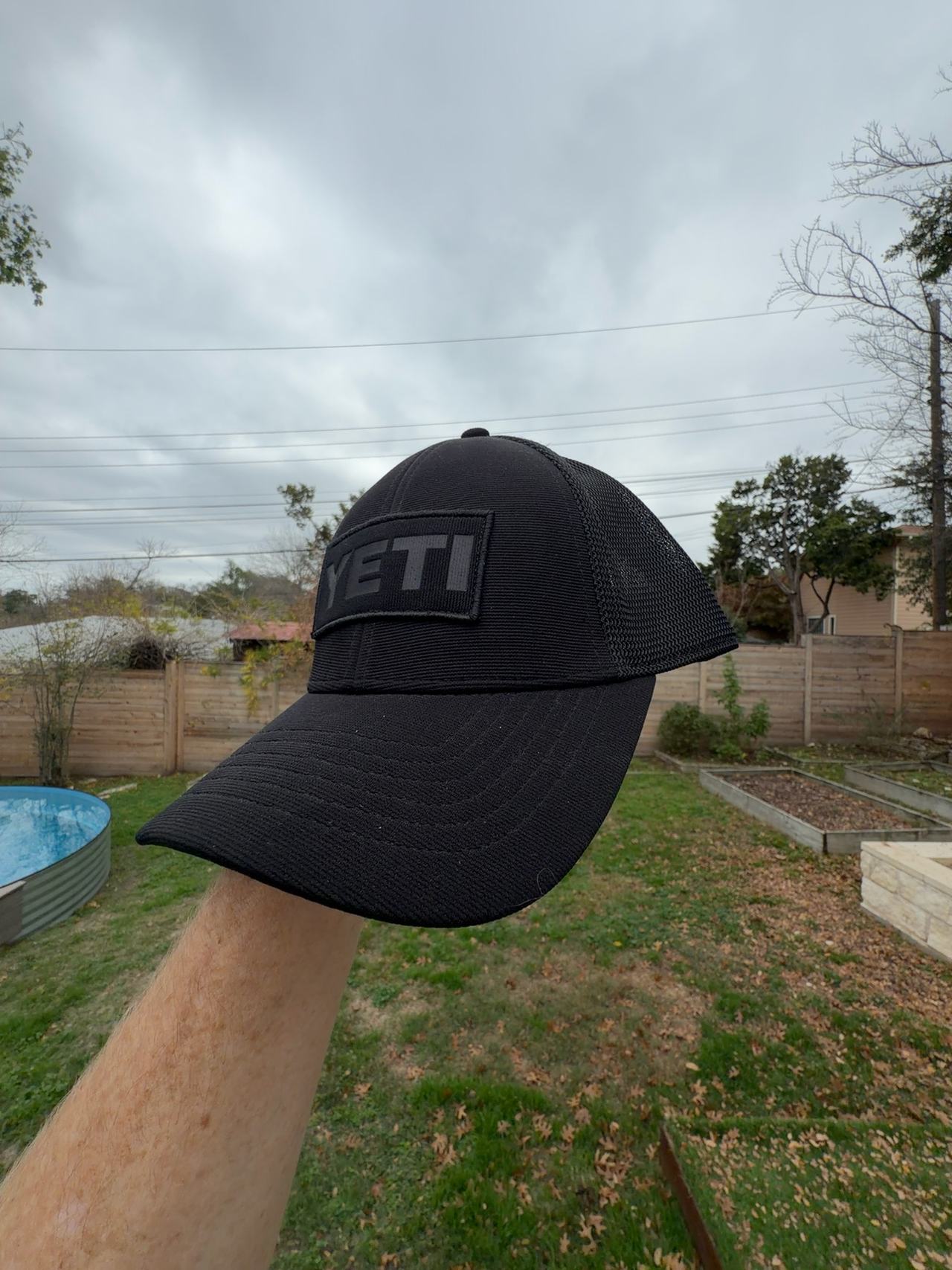 YETI Low Pro Trucker Hat Black