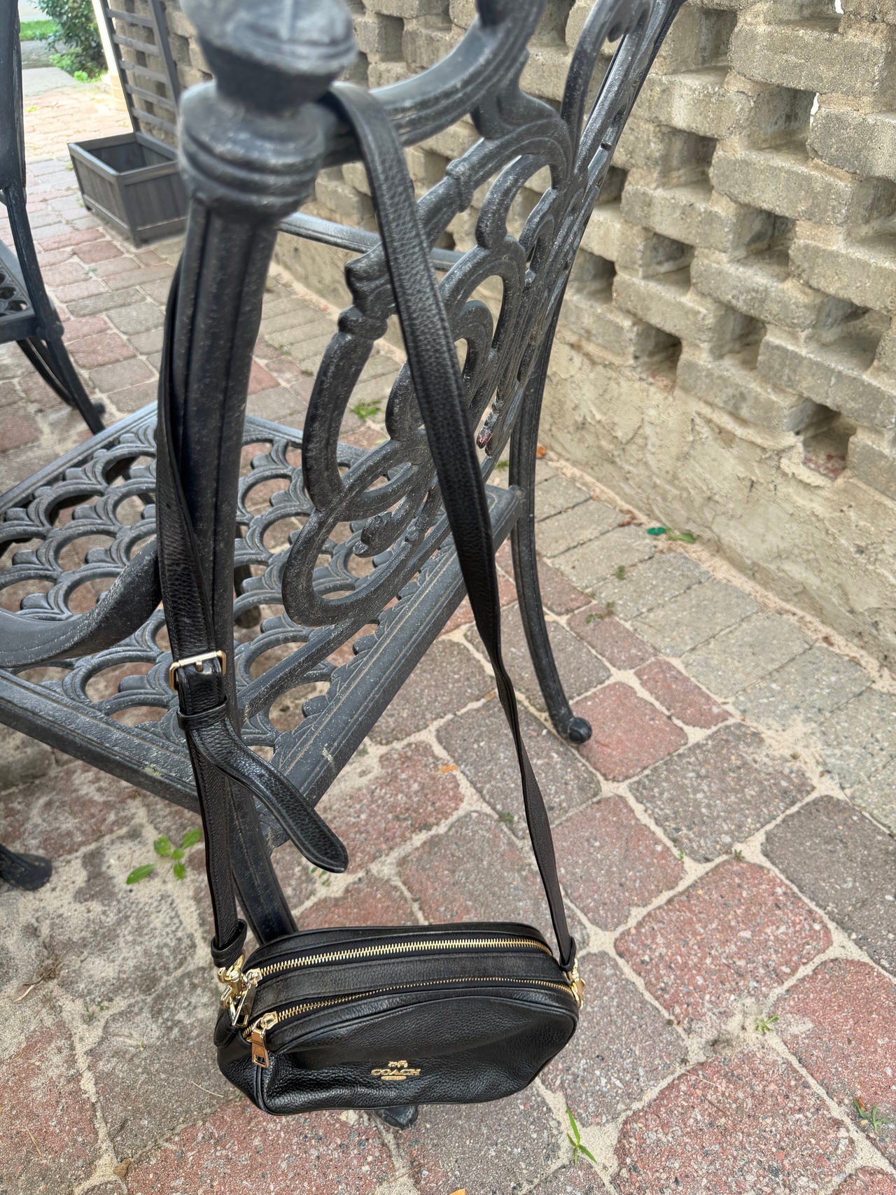 Coach Jes Crossbody in Pebbled Leather Double Zipper Pocket Black