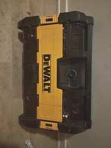DeWalt DWST08810 ToughSystem Music Player + Charger - Image 2
