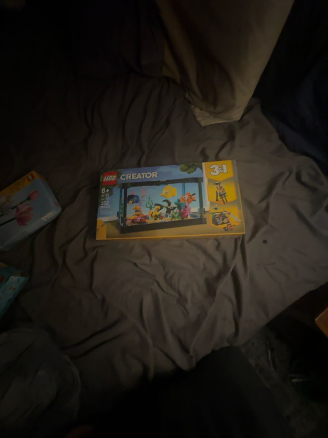 LEGO Creator 3-in-1 Fish Tank 31122