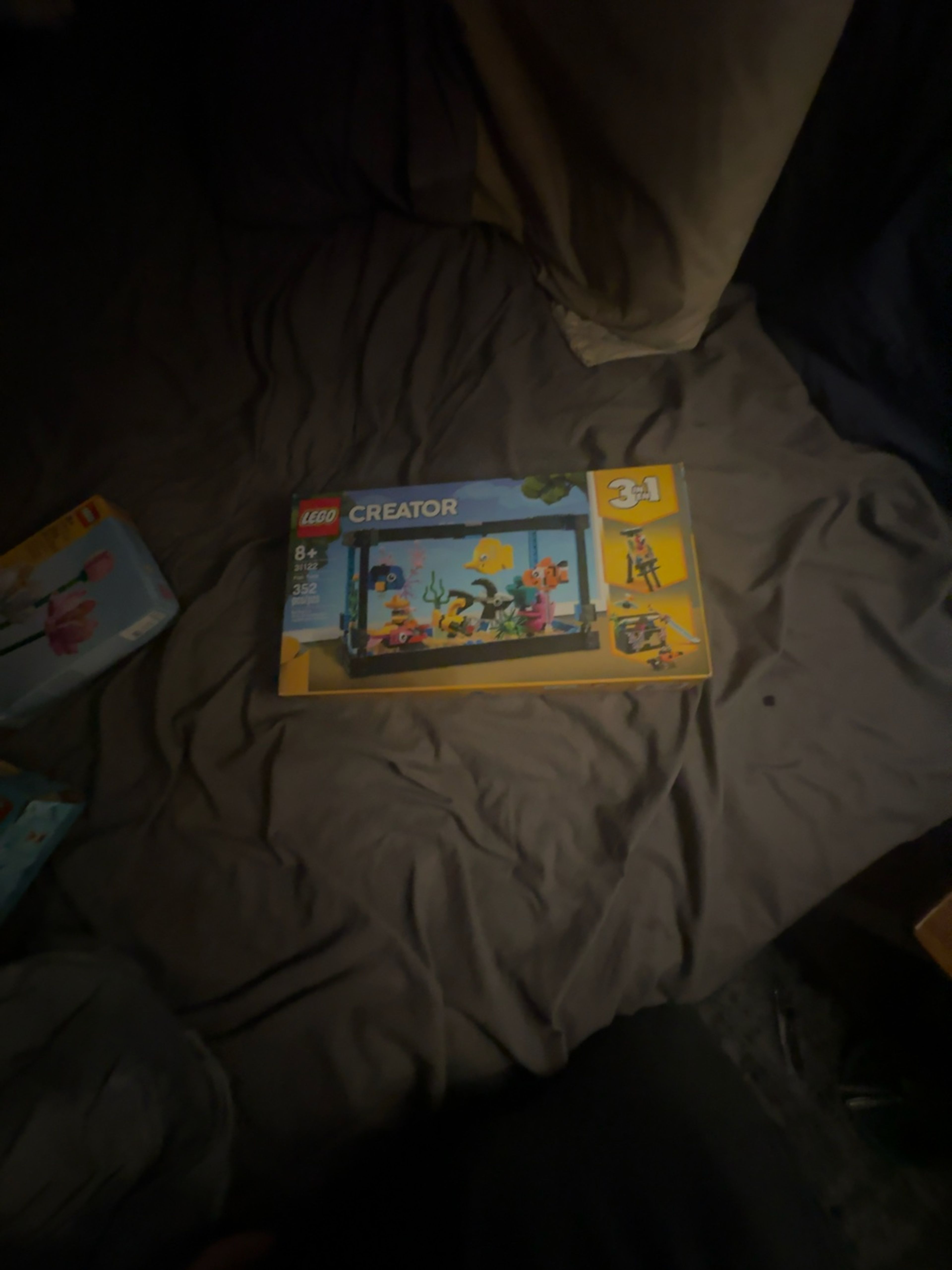 LEGO Creator 3-in-1 Fish Tank 31122