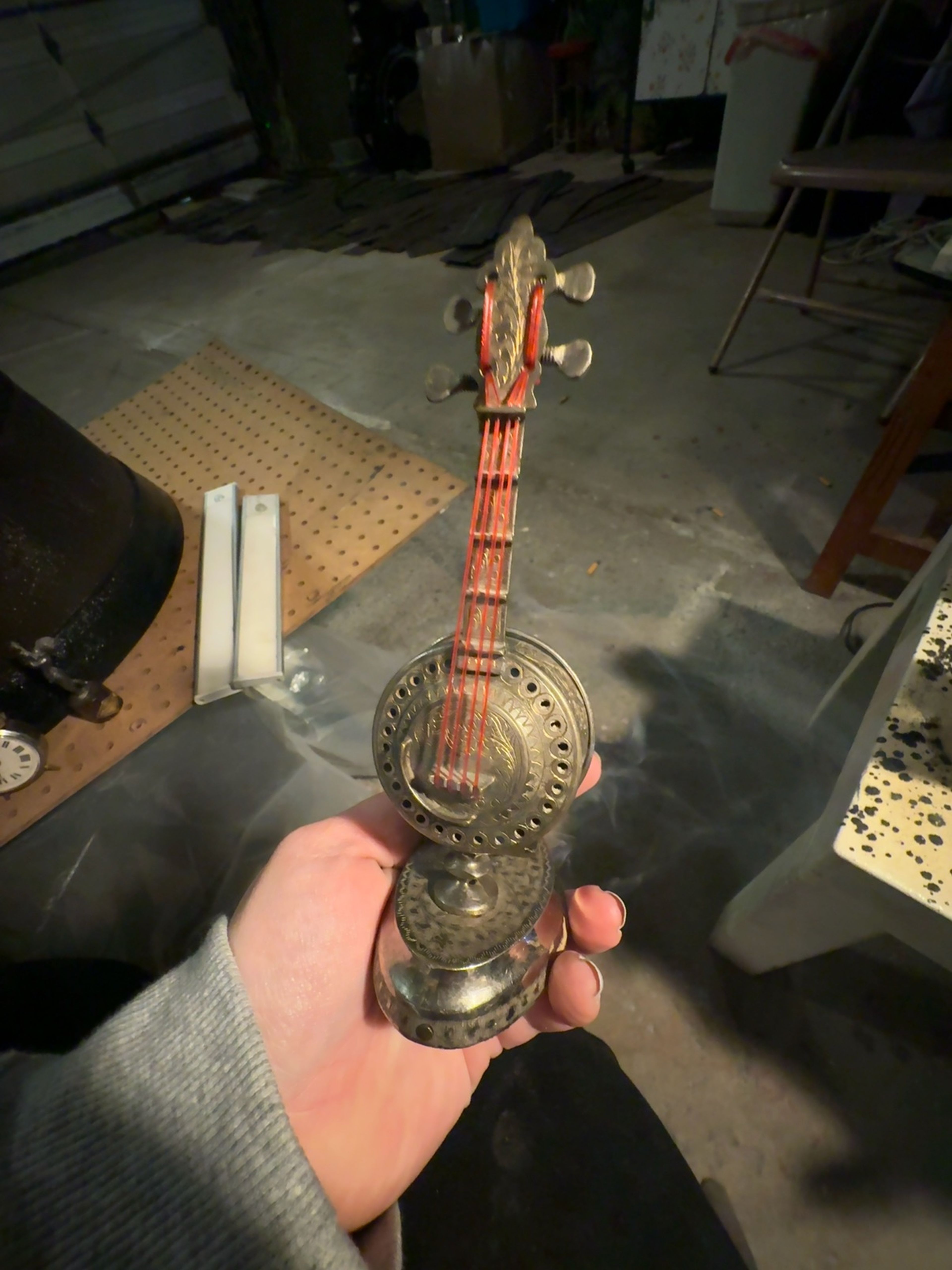 Antique Gold-Plated Mandolin music box 