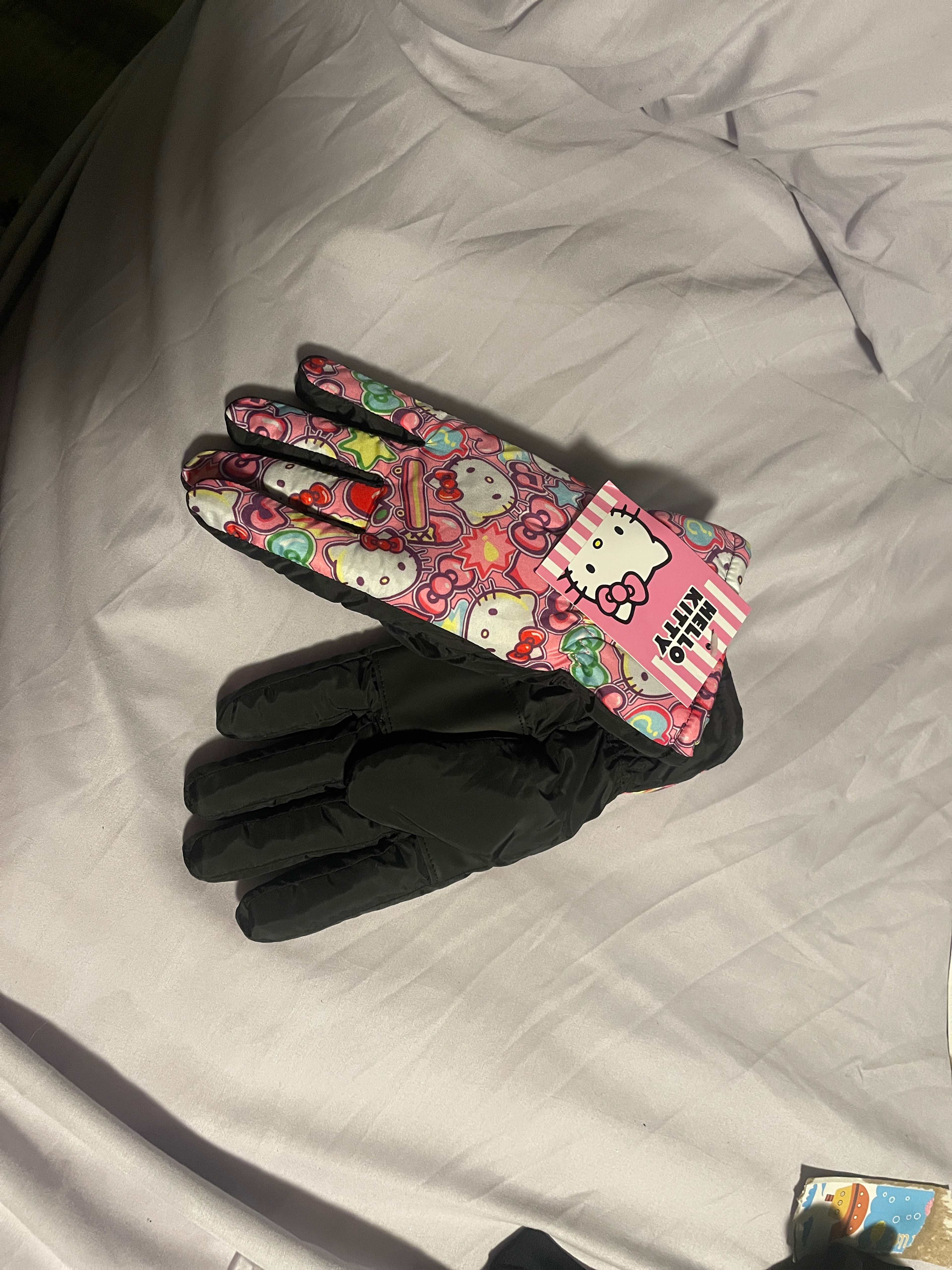 Hello Kitty Pink Patterned Snow Gloves