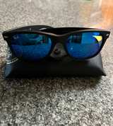 Ray-Ban Wayfarer Sunglasses - Image 2