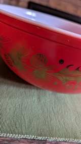 PYREX Holiday Holly 4 Quart Mixing Bowl 404 - Image 3