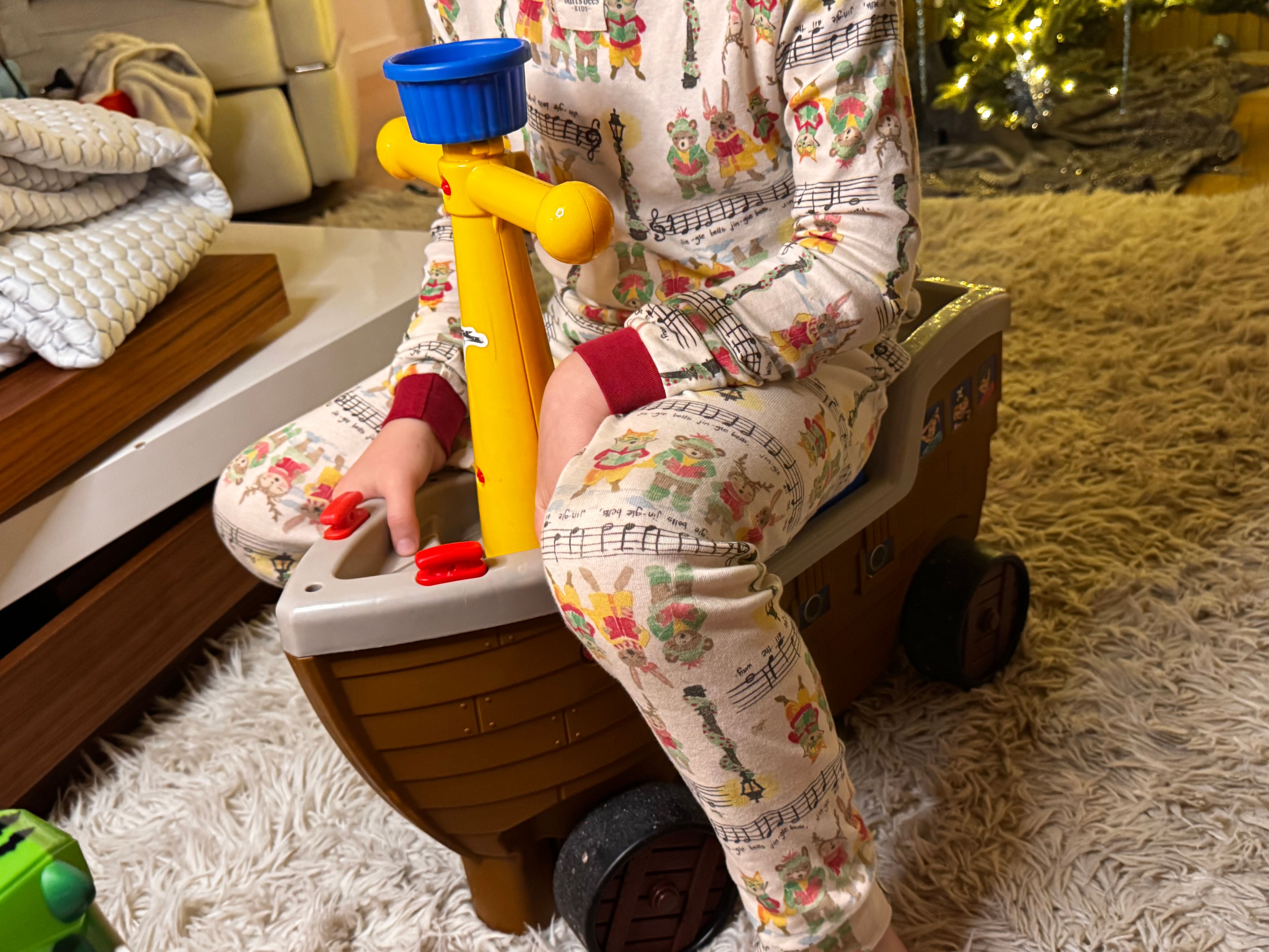 Little Tikes Play 'n Scoot Pirate Ship - Image 4