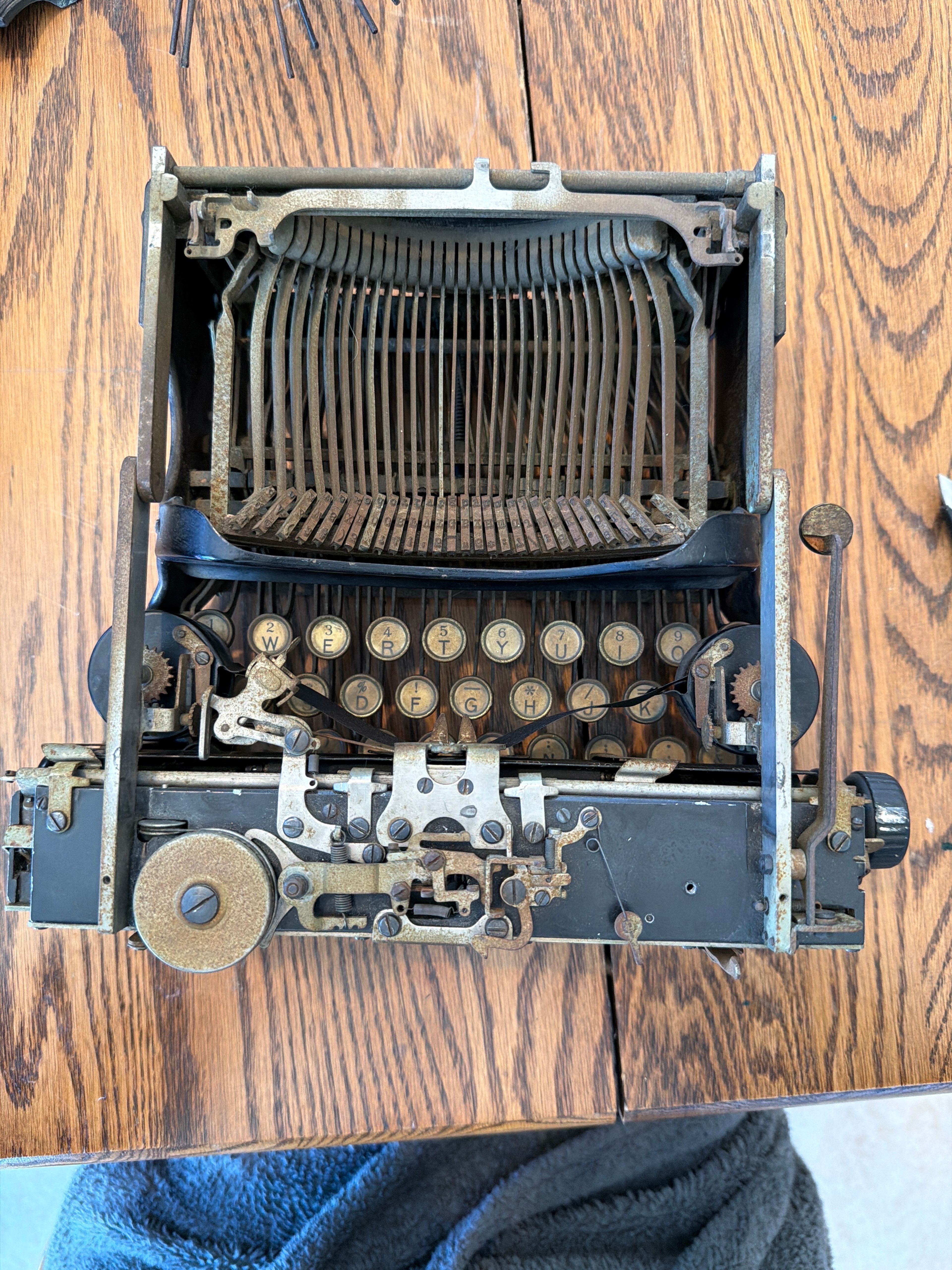 Corona No. 3 Antique Folding Portable Typewriter - c 1917 - At Junkee Reno - Image 10