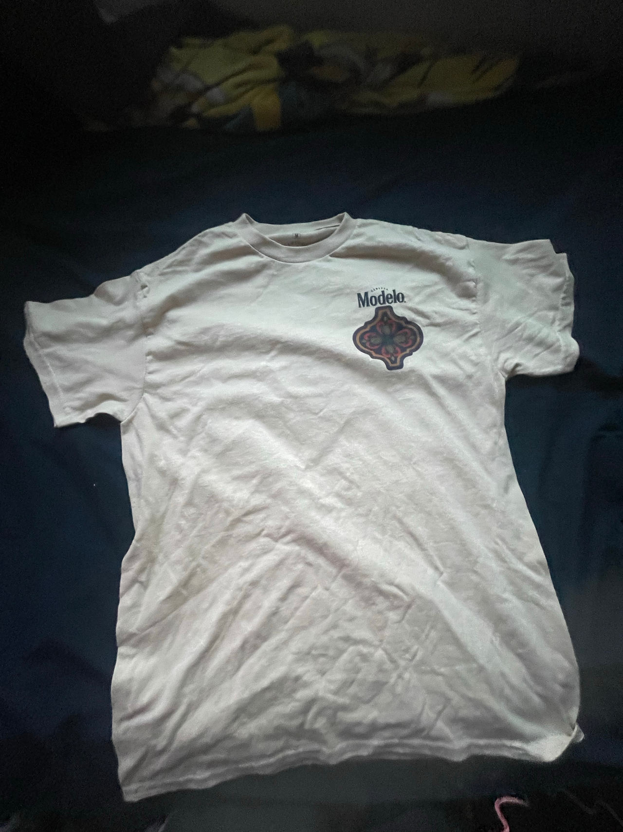 Modelo Beer Logo T-Shirt size medium