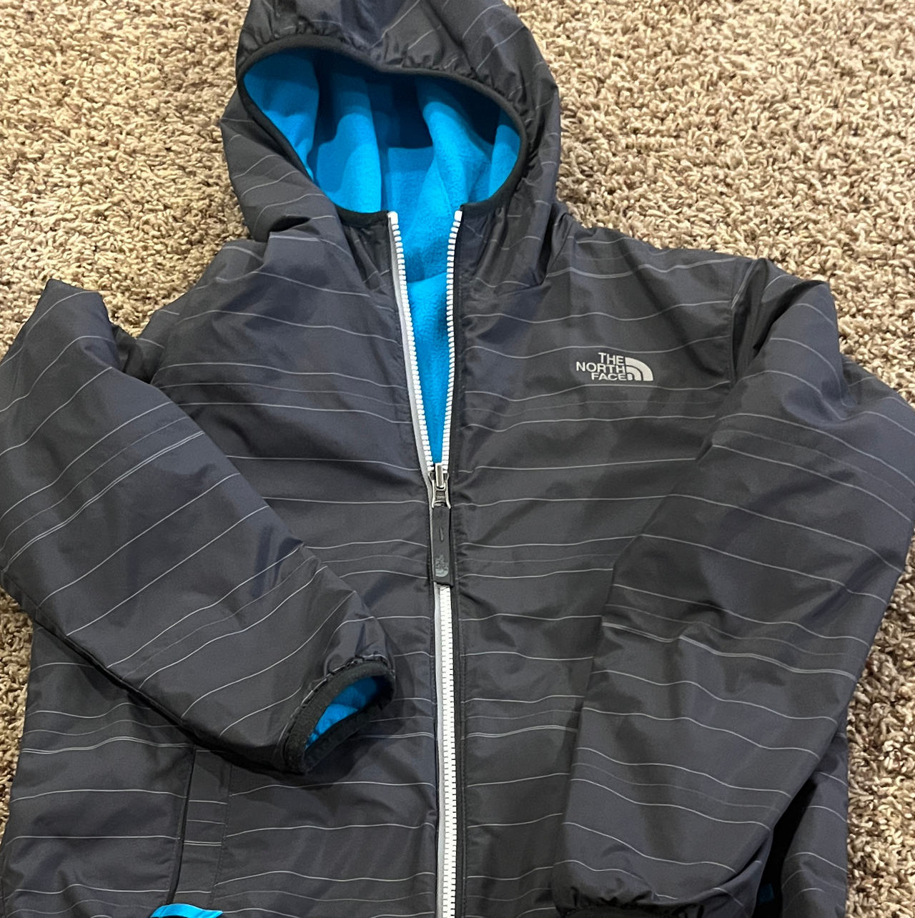 The North Face Kids' Reversible Perrito Jacket boys M 10/12 excellent condition